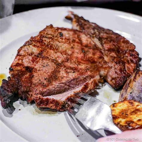 how to cook a ribeye steak medium rare on a gas grill